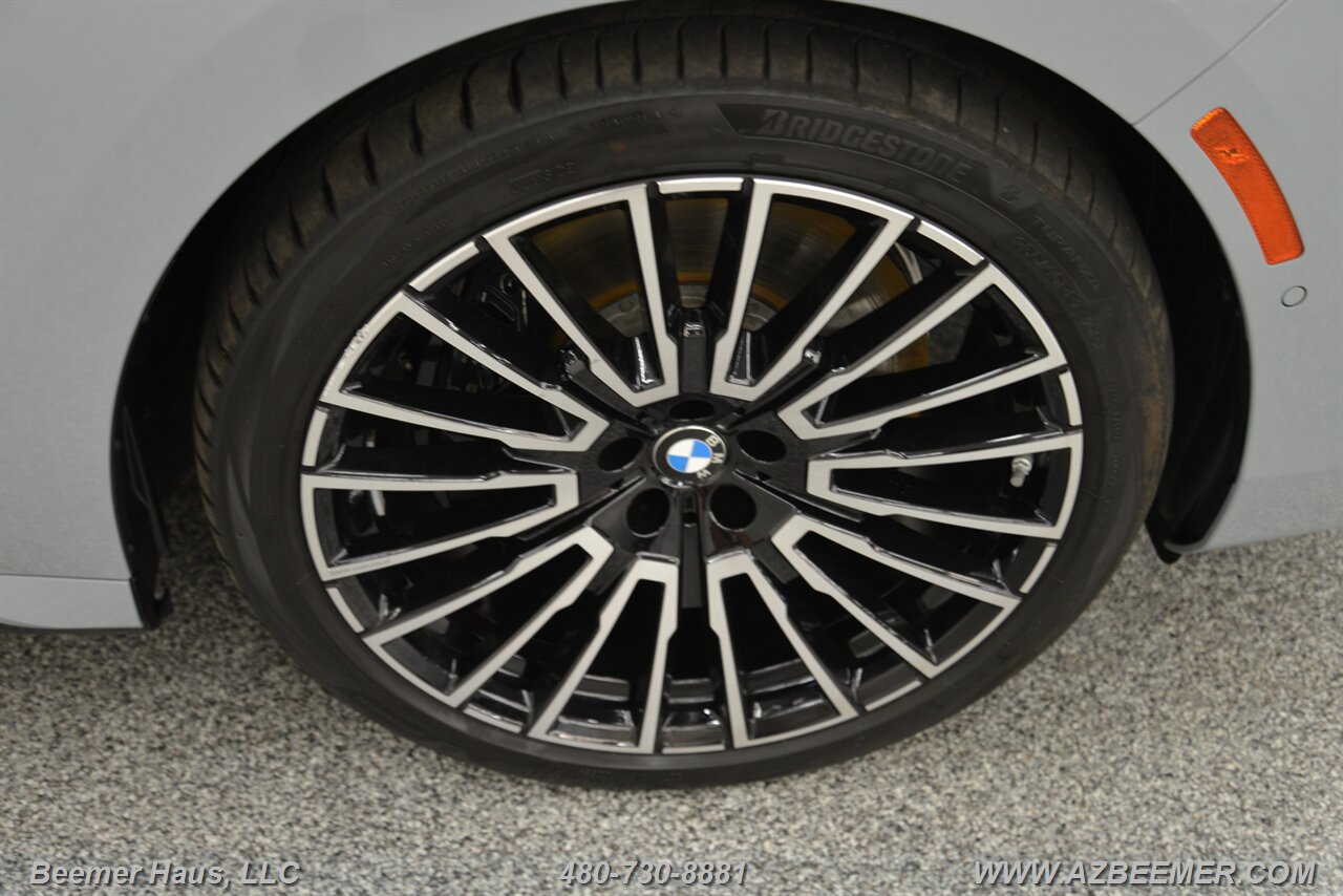 2025 BMW 7 Series 750e xDrive - Photo 43 - Mesa, AZ 85202
