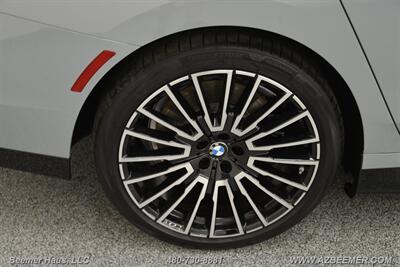 2025 BMW 7 Series 750e xDrive   - Photo 42 - Mesa, AZ 85202