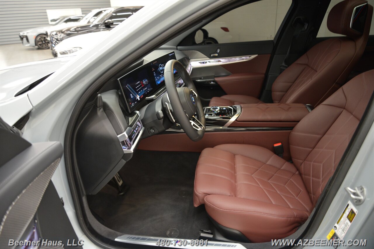 2025 BMW 7 Series 750e xDrive - Photo 12 - Mesa, AZ 85202