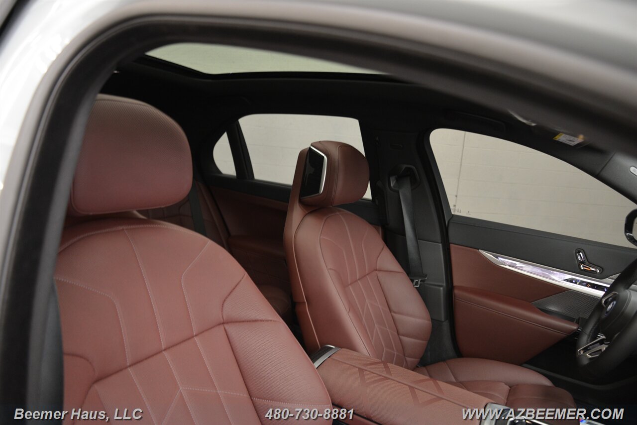 2025 BMW 7 Series 750e xDrive - Photo 16 - Mesa, AZ 85202