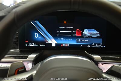 2025 BMW 7 Series 750e xDrive   - Photo 30 - Mesa, AZ 85202