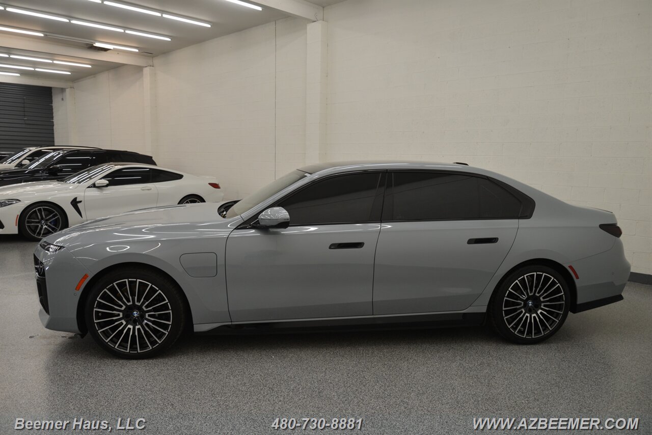 2025 BMW 7 Series 750e xDrive - Photo 3 - Mesa, AZ 85202