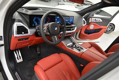 2025 BMW XM   - Photo 12 - Mesa, AZ 85202