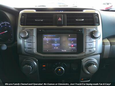 2018 Toyota 4Runner SR5 Premium   - Photo 37 - Mesa, AZ 85202
