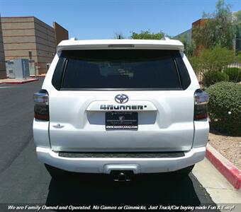 2018 Toyota 4Runner SR5 Premium   - Photo 4 - Mesa, AZ 85202