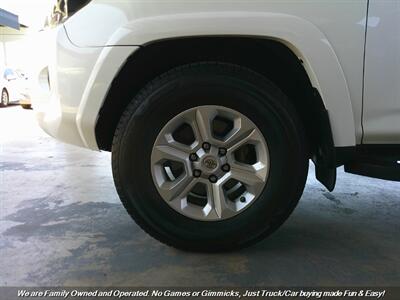2018 Toyota 4Runner SR5 Premium   - Photo 49 - Mesa, AZ 85202