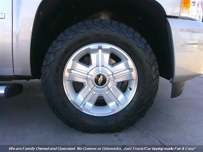 2009 Chevrolet Silverado 1500 LTZ 4X4   - Photo 33 - Mesa, AZ 85202