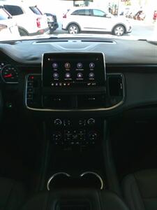 2021 Chevrolet Suburban Z71   - Photo 44 - Mesa, AZ 85202