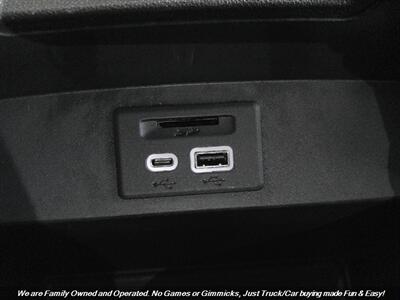 2021 Chevrolet Suburban Z71   - Photo 51 - Mesa, AZ 85202