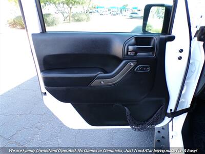 2018 Jeep Wrangler JK Unlimited Golden Eagle   - Photo 12 - Mesa, AZ 85202