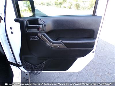 2018 Jeep Wrangler JK Unlimited Golden Eagle   - Photo 29 - Mesa, AZ 85202