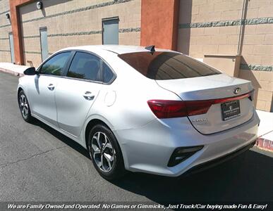 2021 Kia Forte LXS   - Photo 8 - Mesa, AZ 85202