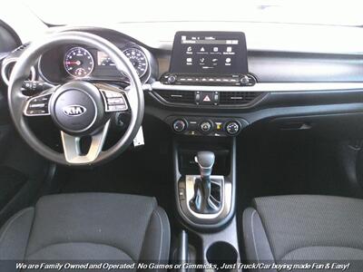 2021 Kia Forte LXS   - Photo 24 - Mesa, AZ 85202