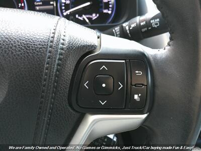 2015 Toyota Highlander Limited   - Photo 49 - Mesa, AZ 85202