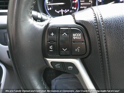 2015 Toyota Highlander Limited   - Photo 48 - Mesa, AZ 85202