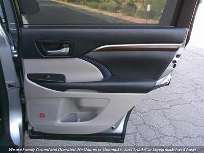 2015 Toyota Highlander Limited   - Photo 29 - Mesa, AZ 85202