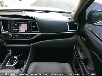 2015 Toyota Highlander Limited   - Photo 38 - Mesa, AZ 85202