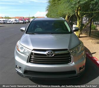 2015 Toyota Highlander Limited   - Photo 2 - Mesa, AZ 85202