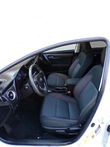 2019 Toyota Corolla LE   - Photo 15 - Mesa, AZ 85202
