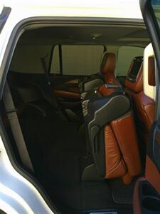 2017 Cadillac Escalade Luxury   - Photo 32 - Mesa, AZ 85202