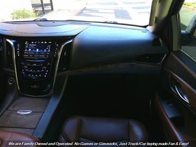2017 Cadillac Escalade Luxury   - Photo 45 - Mesa, AZ 85202