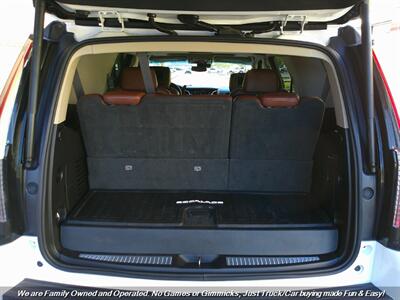 2017 Cadillac Escalade Luxury   - Photo 10 - Mesa, AZ 85202