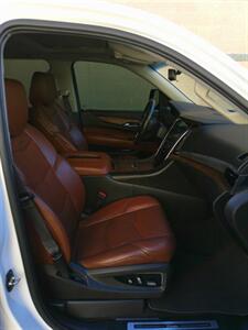 2017 Cadillac Escalade Luxury   - Photo 35 - Mesa, AZ 85202