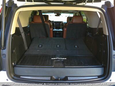 2017 Cadillac Escalade Luxury   - Photo 11 - Mesa, AZ 85202
