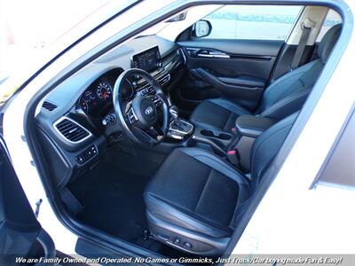 2021 Kia Seltos EX   - Photo 14 - Mesa, AZ 85202