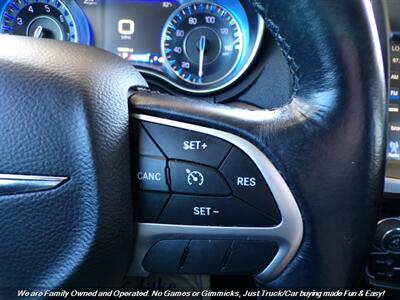 2015 Chrysler 300 Series Limited - Photo 46 - Mesa, AZ 85202