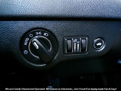 2015 Chrysler 300 Series Limited - Photo 44 - Mesa, AZ 85202