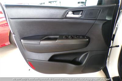 2022 Kia Sportage Nightfall   - Photo 9 - Mesa, AZ 85202