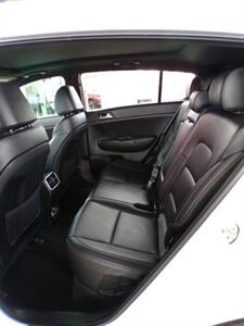 2022 Kia Sportage Nightfall   - Photo 16 - Mesa, AZ 85202