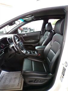 2022 Kia Sportage Nightfall   - Photo 11 - Mesa, AZ 85202