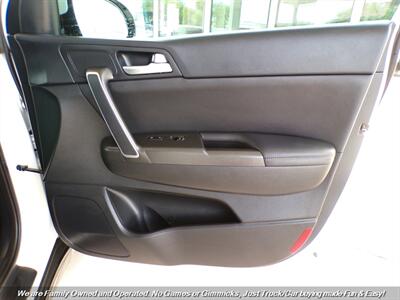 2022 Kia Sportage Nightfall   - Photo 24 - Mesa, AZ 85202