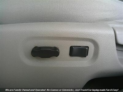 2006 Chevrolet HHR LT   - Photo 19 - Mesa, AZ 85202
