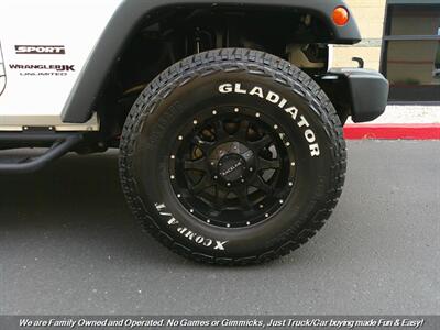 2018 Jeep Wrangler JK Unlimited Sport S   - Photo 41 - Mesa, AZ 85202