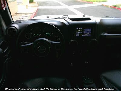 2018 Jeep Wrangler JK Unlimited Sport S   - Photo 34 - Mesa, AZ 85202