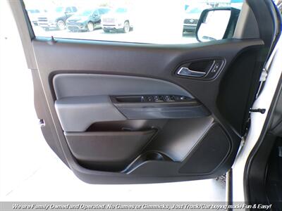2021 Chevrolet Colorado Crew Cab Z71   - Photo 12 - Mesa, AZ 85202