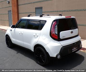 2015 Kia Soul   - Photo 8 - Mesa, AZ 85202