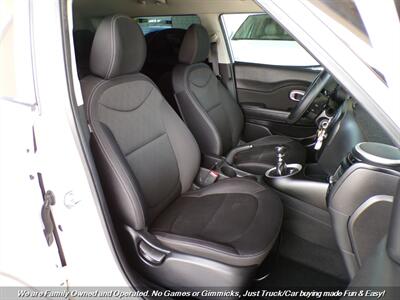 2015 Kia Soul   - Photo 25 - Mesa, AZ 85202