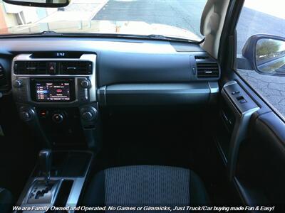 2015 Toyota 4Runner SR5   - Photo 34 - Mesa, AZ 85202