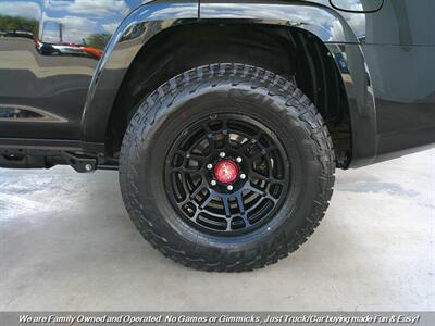 2015 Toyota 4Runner SR5   - Photo 49 - Mesa, AZ 85202