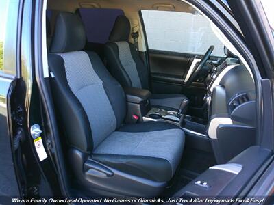 2015 Toyota 4Runner SR5   - Photo 28 - Mesa, AZ 85202