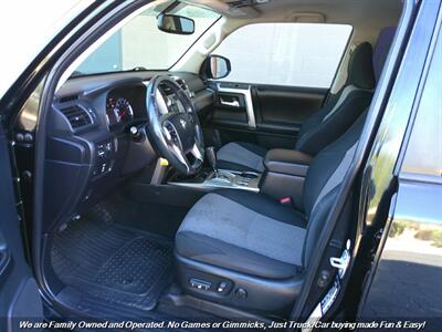 2015 Toyota 4Runner SR5   - Photo 15 - Mesa, AZ 85202