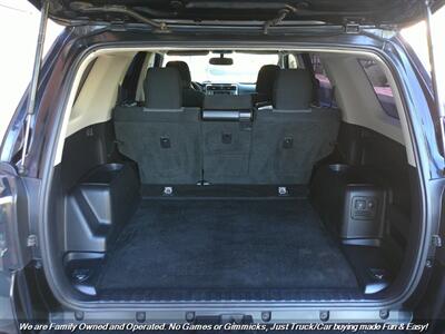 2015 Toyota 4Runner SR5   - Photo 9 - Mesa, AZ 85202