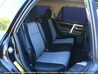 2015 Toyota 4Runner SR5   - Photo 24 - Mesa, AZ 85202