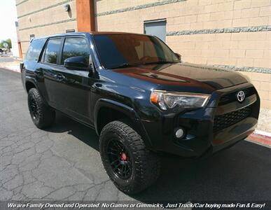 2015 Toyota 4Runner SR5   - Photo 1 - Mesa, AZ 85202
