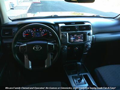 2015 Toyota 4Runner SR5   - Photo 39 - Mesa, AZ 85202