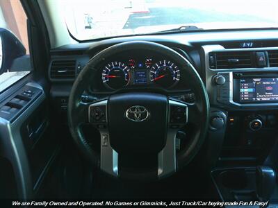 2015 Toyota 4Runner SR5   - Photo 14 - Mesa, AZ 85202